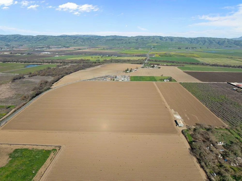 Bloomfield Avenue Gilroy, CA 95020