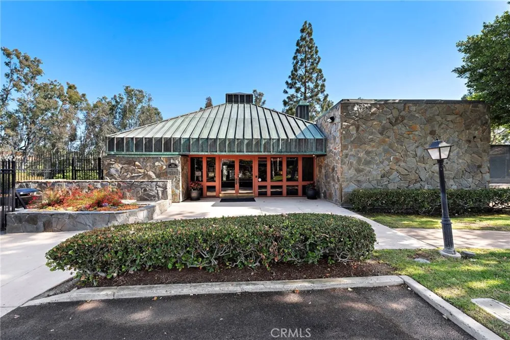10192 St Cloud North Tustin, CA 92705