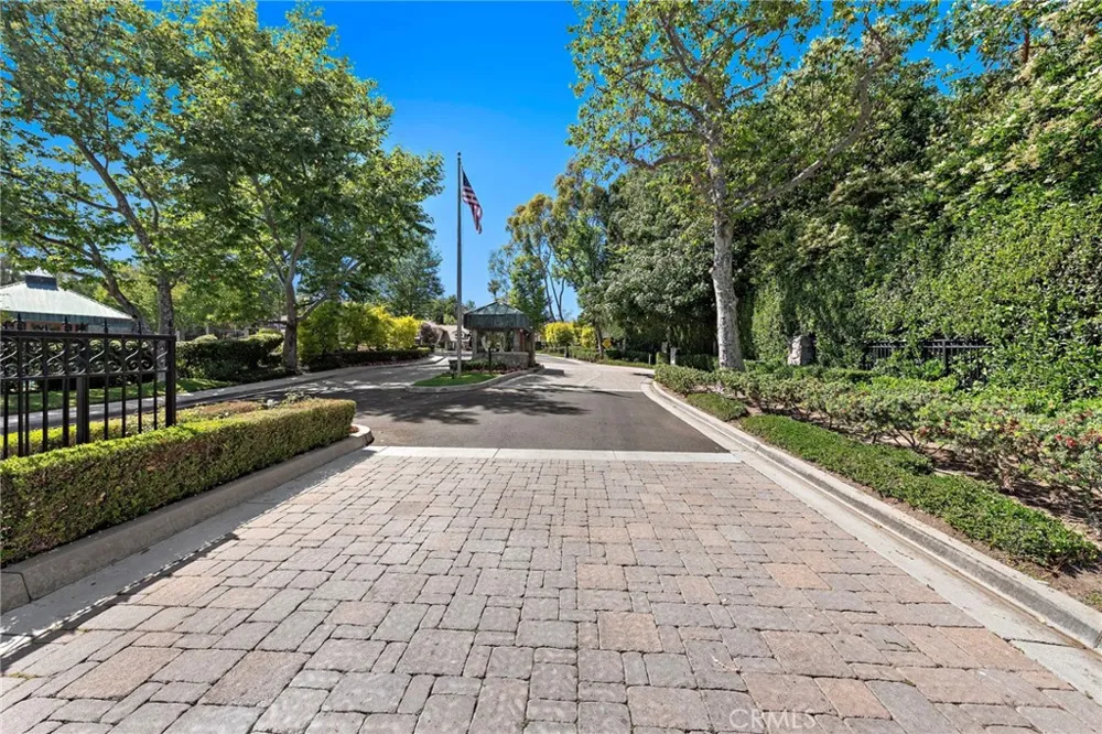 10192 St Cloud North Tustin, CA 92705