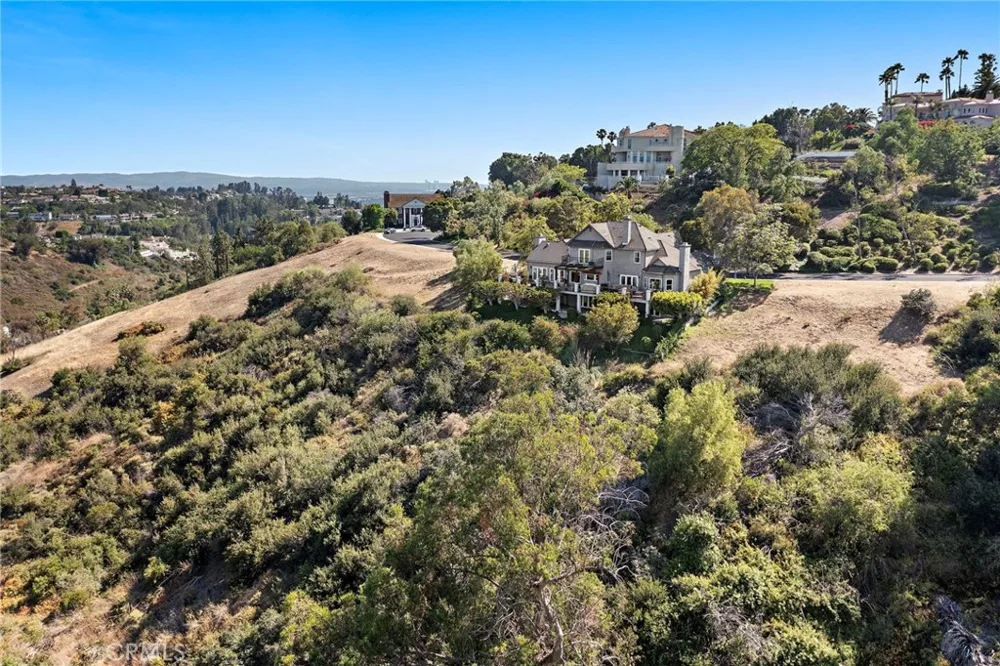 10192 St Cloud North Tustin, CA 92705