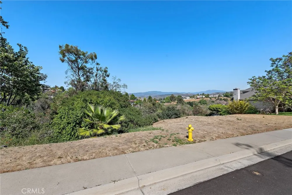 10192 St Cloud North Tustin, CA 92705