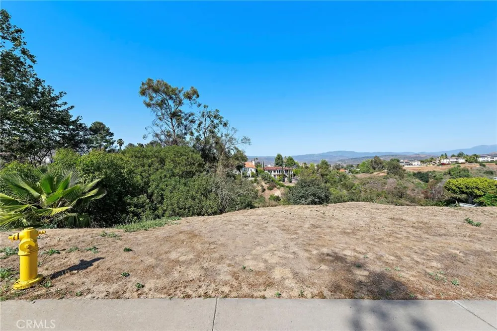 10192 St Cloud North Tustin, CA 92705