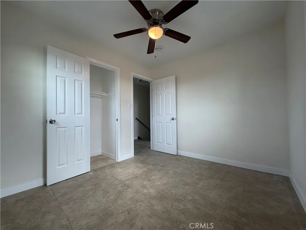 649 E 87th Los Angeles, CA 90002