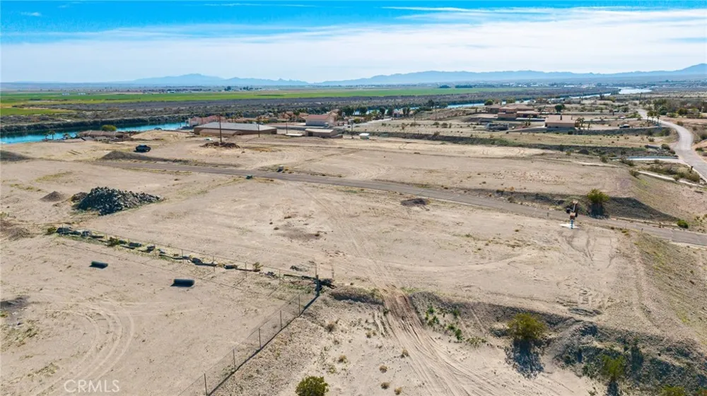 1773 River Run Needles, CA 92363