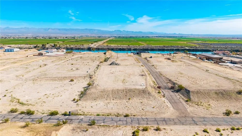 1773 River Run Needles, CA 92363