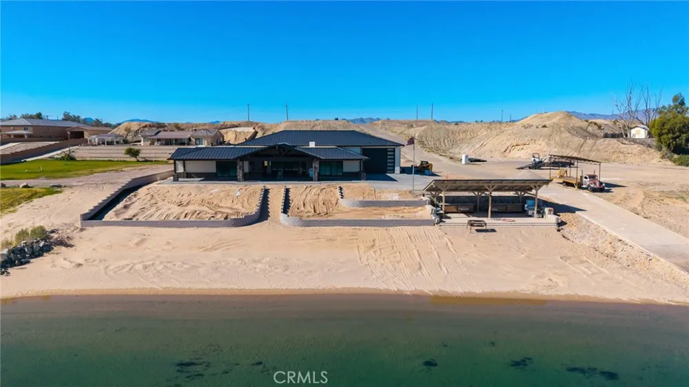1779 River Run Needles, CA 92363