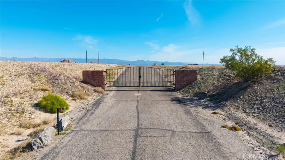 1779 River Run Needles, CA 92363