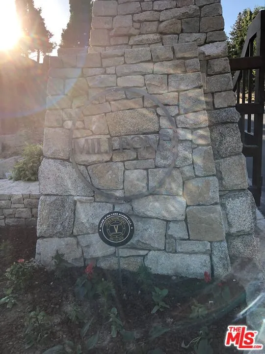 196 Mill Pond Road Lake Arrowhead, CA 92352