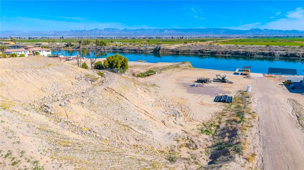 1791 River Run Needles, CA 92363