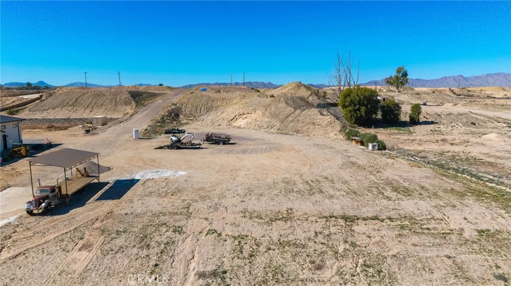 1791 River Run Needles, CA 92363