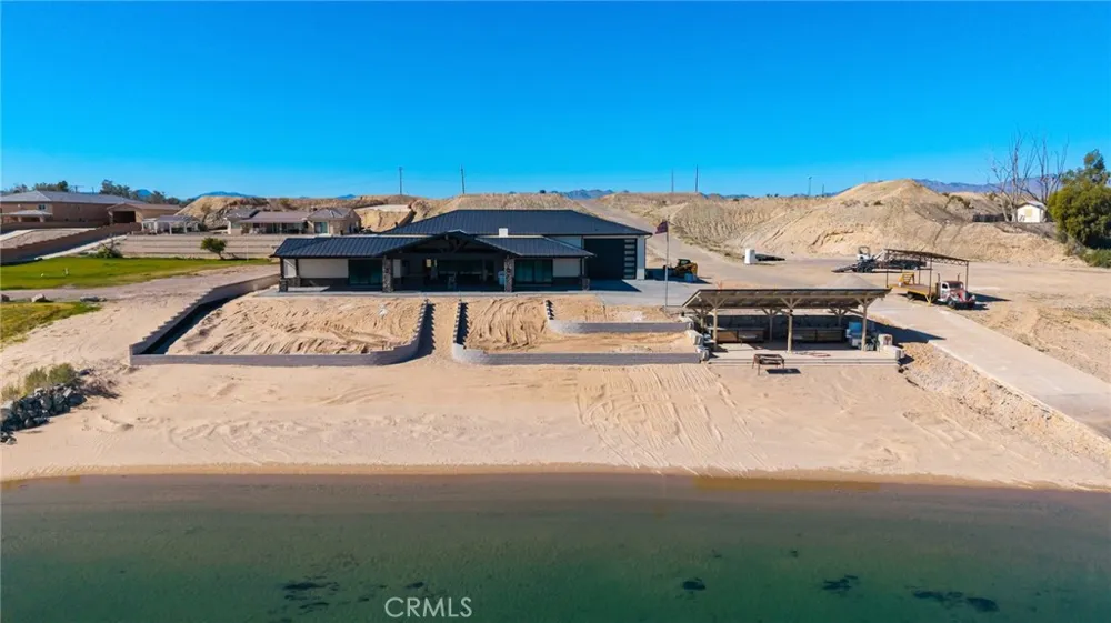 1791 River Run Needles, CA 92363