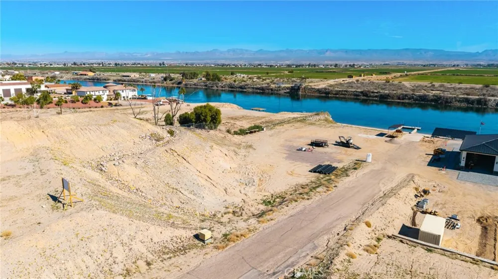 1791 River Run Needles, CA 92363