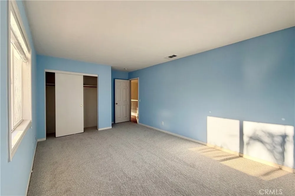 28410 Agajanian Saugus, CA 91390