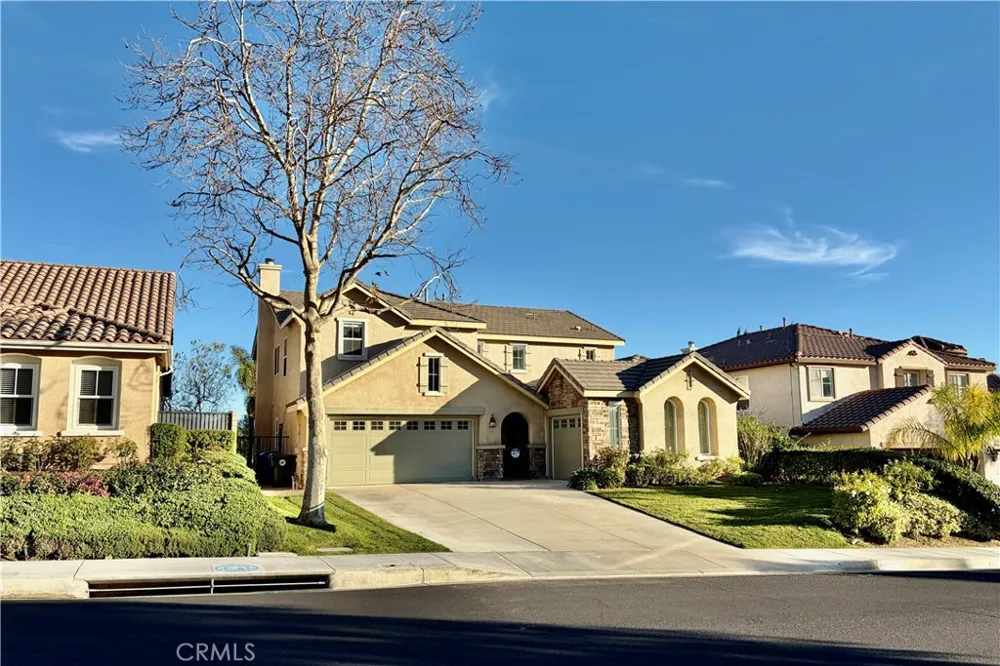 28410 Agajanian Saugus, CA 91390