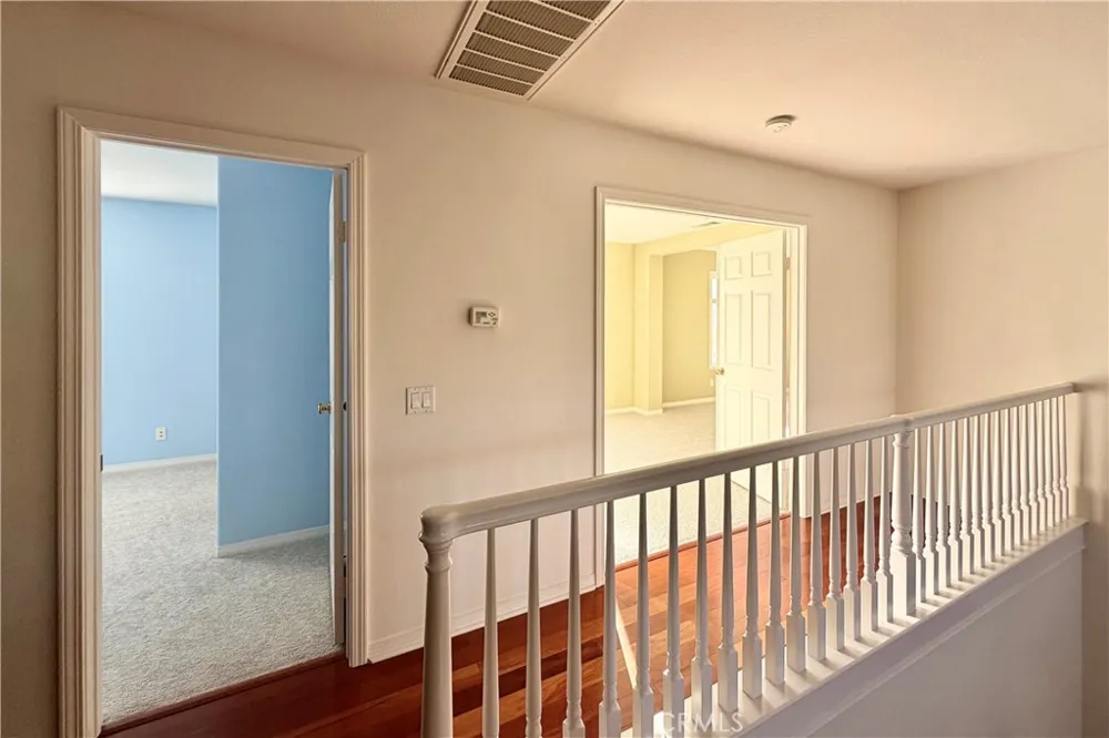 28410 Agajanian Saugus, CA 91390
