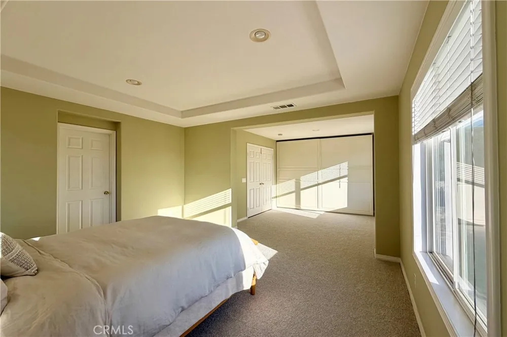 28410 Agajanian Saugus, CA 91390