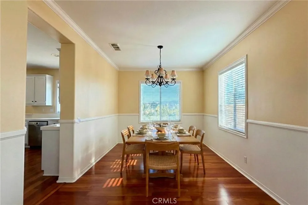 28410 Agajanian Saugus, CA 91390