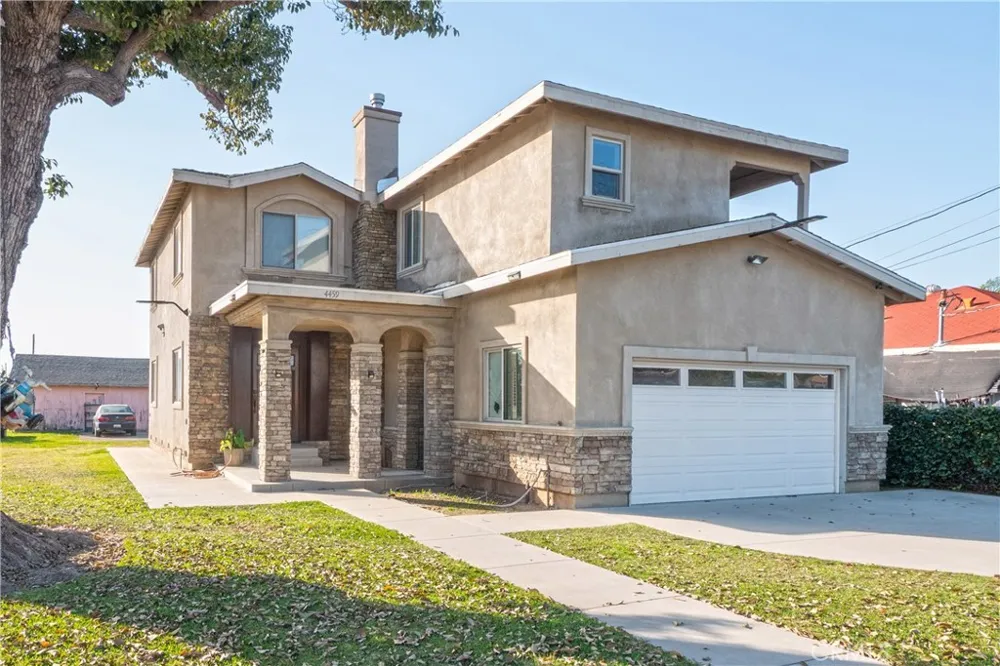 4459 Merced Baldwin Park, CA 91706