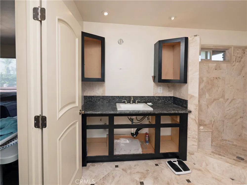 4459 Merced Baldwin Park, CA 91706