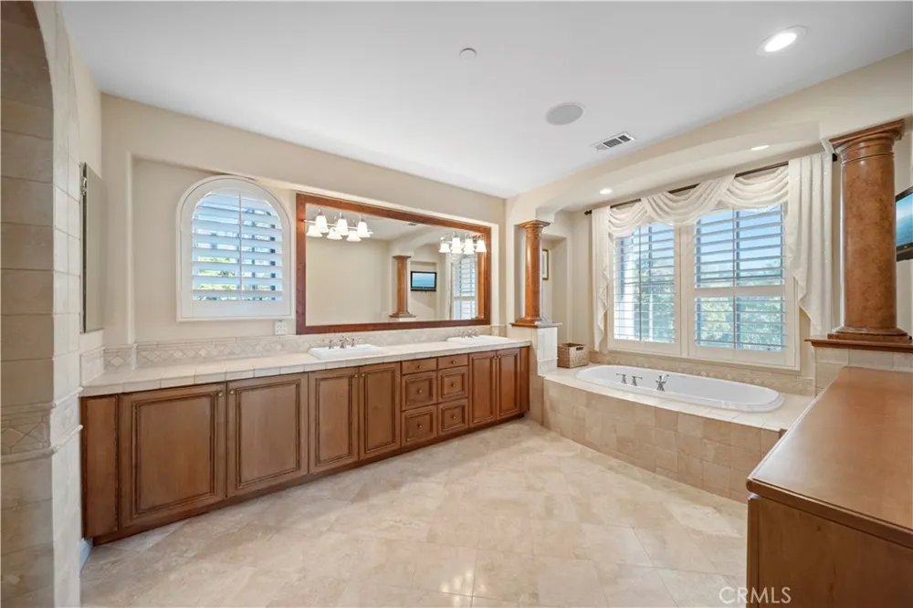 142 Sidney Bay Drive #31 Newport Coast, CA 92657