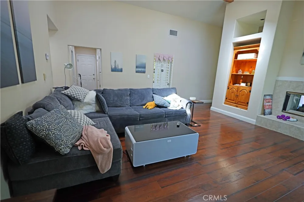 365 Magnolia Orange, CA 92866