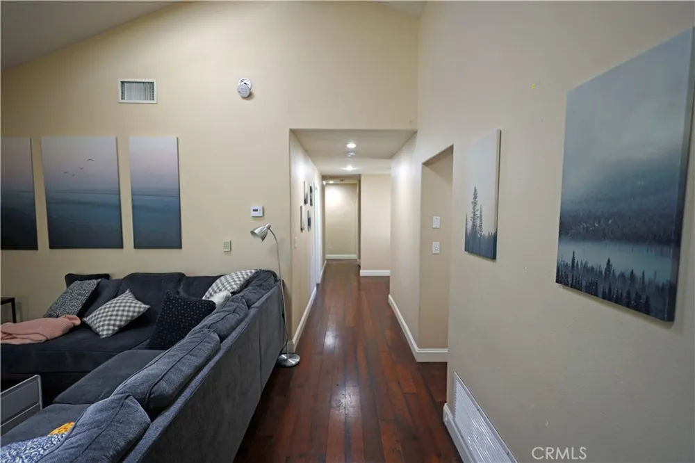 365 Magnolia Orange, CA 92866