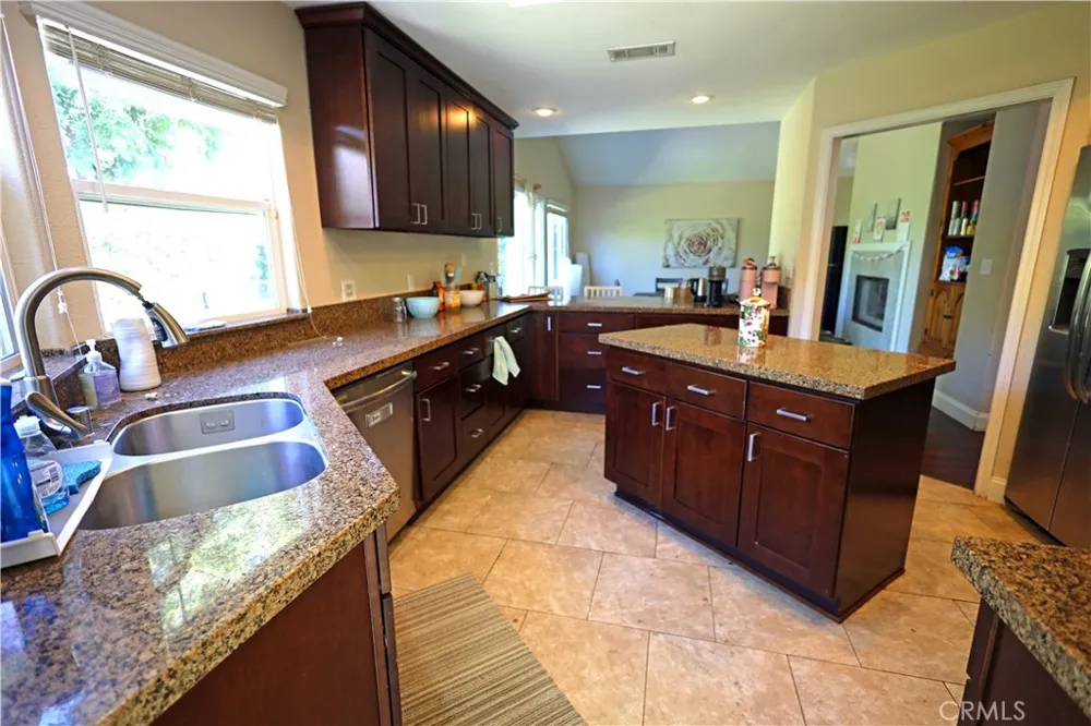 365 Magnolia Orange, CA 92866
