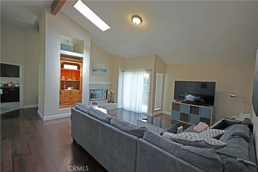 365 Magnolia Orange, CA 92866