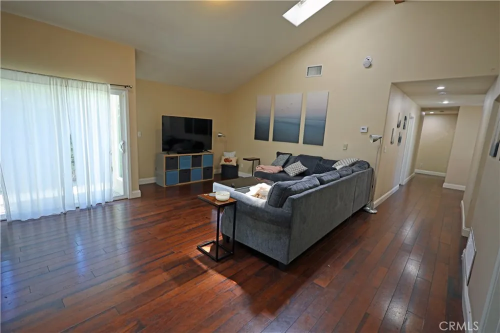 365 Magnolia Orange, CA 92866