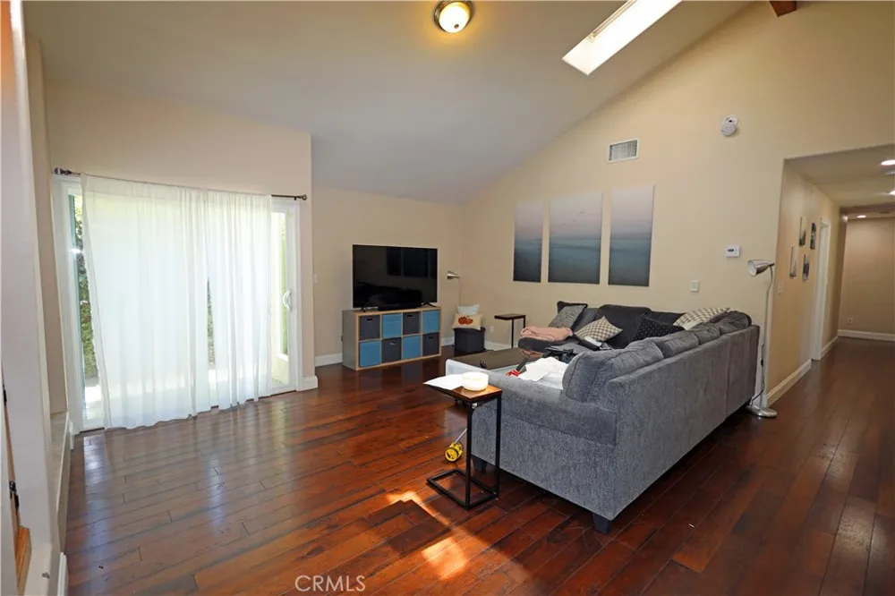 365 Magnolia Orange, CA 92866