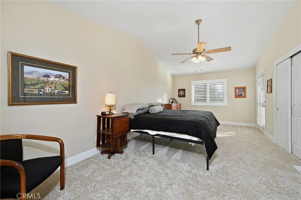 19093 Ravenhill Road Hidden Valley Lake, CA 95467