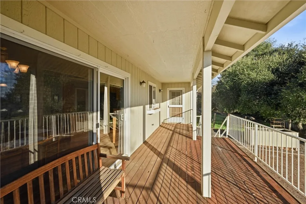 19093 Ravenhill Road Hidden Valley Lake, CA 95467
