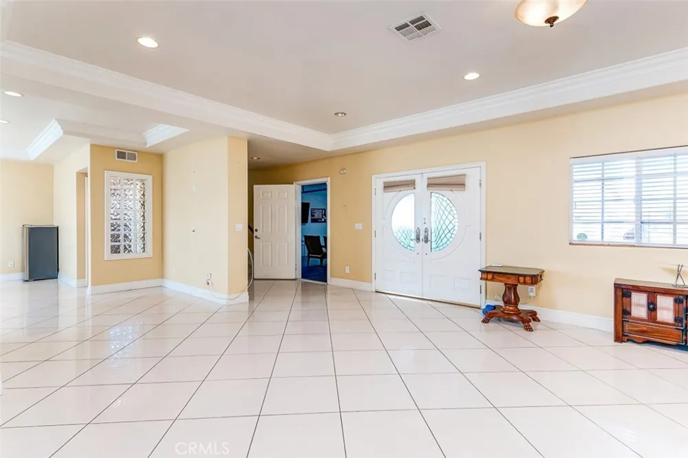 4326 Clara St. Cudahy, CA 90201