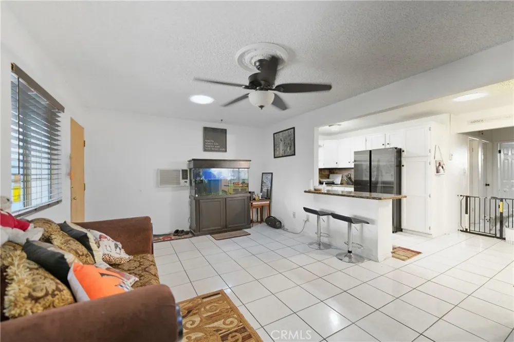 8211 Wilbarn Paramount, CA 90723