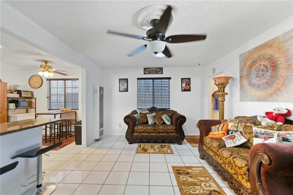 8211 Wilbarn Paramount, CA 90723