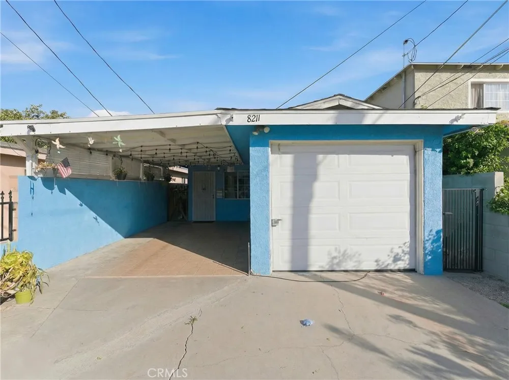 8211 Wilbarn Paramount, CA 90723