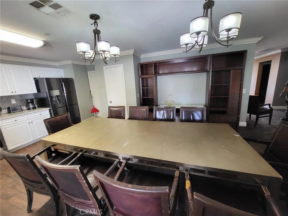 3060 Emerald Lancaster, CA 93535