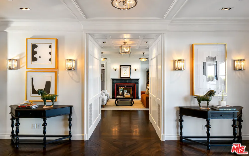 1676 Alta Mura Road Pacific Palisades, CA 90272