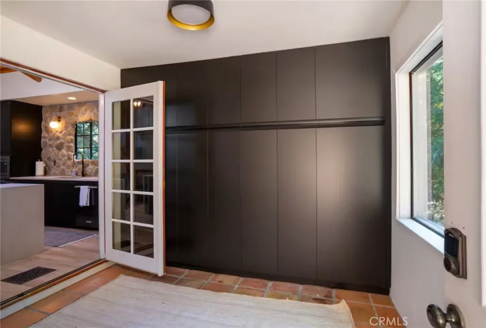 764 Fern Road Lake Arrowhead, CA 92385