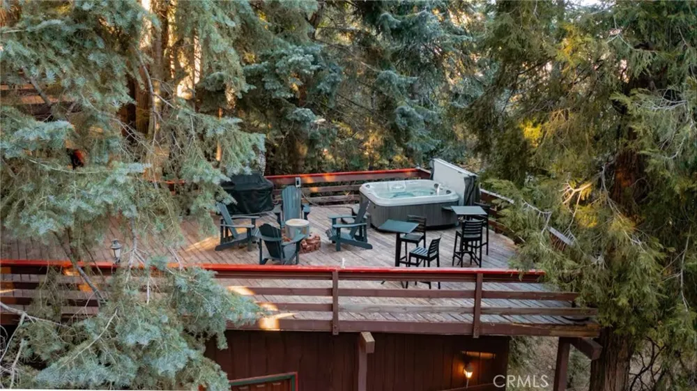 764 Fern Road Lake Arrowhead, CA 92385