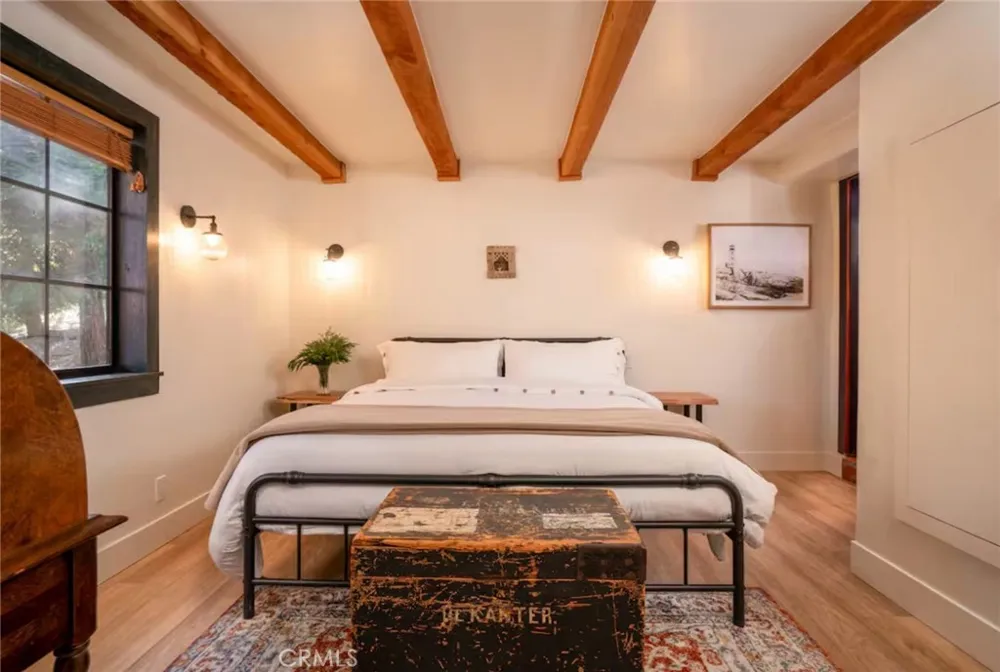 764 Fern Road Lake Arrowhead, CA 92385