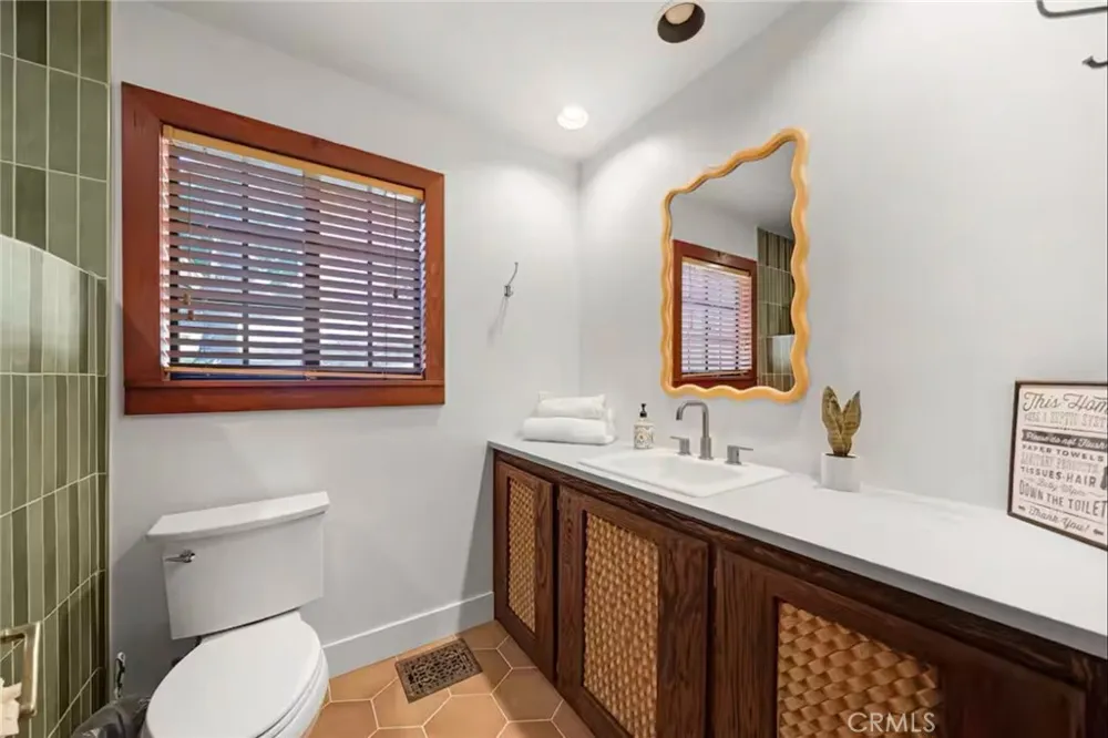 764 Fern Road Lake Arrowhead, CA 92385