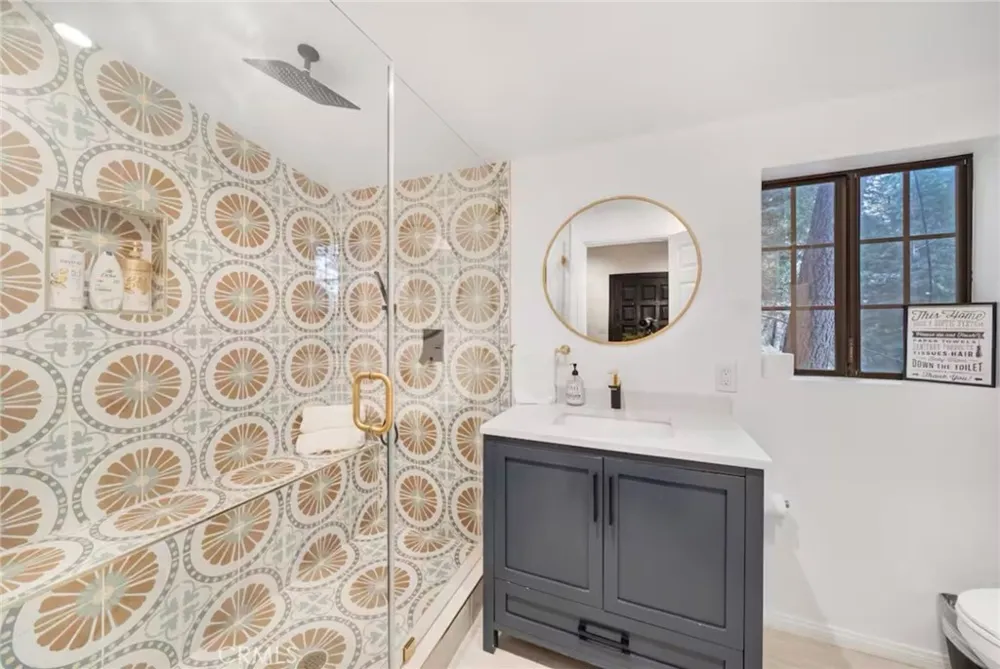 764 Fern Road Lake Arrowhead, CA 92385