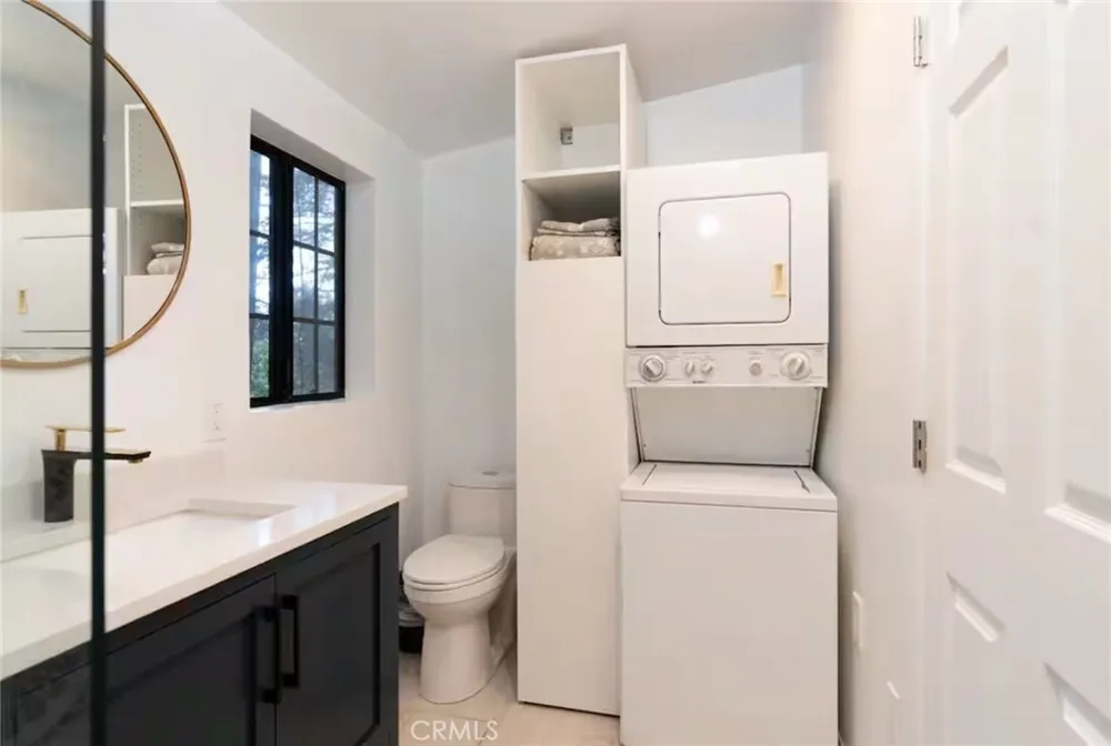764 Fern Road Lake Arrowhead, CA 92385