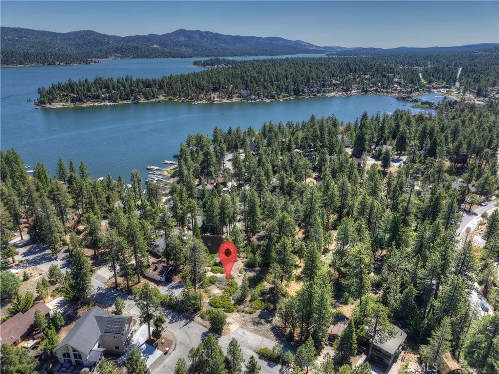 38602 Talbot Big Bear Lake, CA 92315
