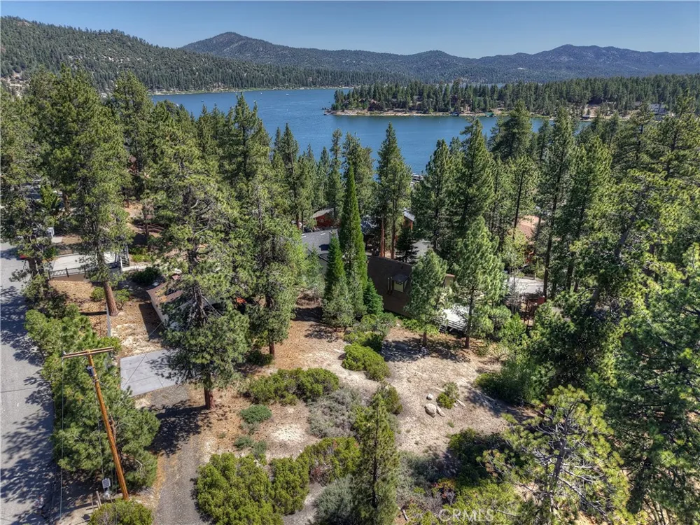38602 Talbot Big Bear Lake, CA 92315