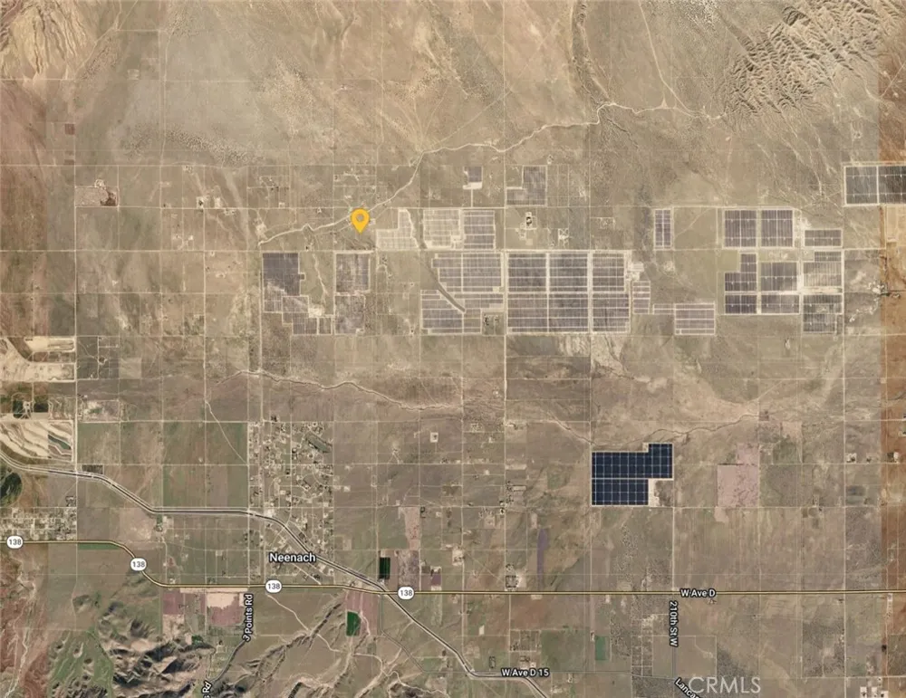 Between Gaskell Rd and Bobtail Ln Rosamond, CA 93560