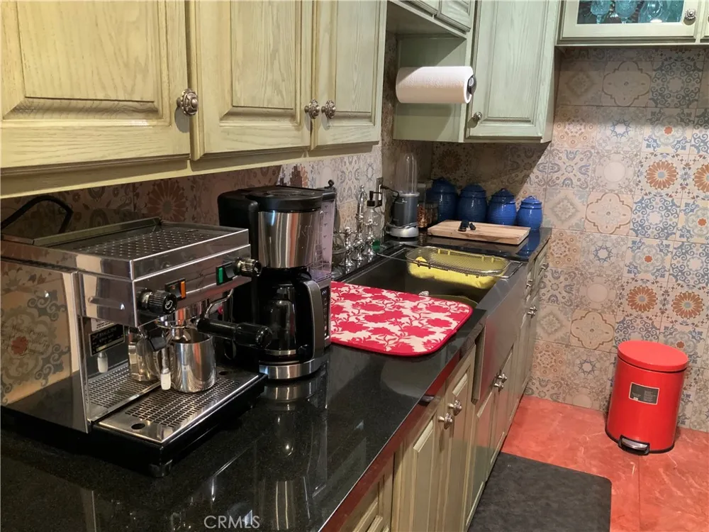 409 Burchett #220 Glendale, CA 91203