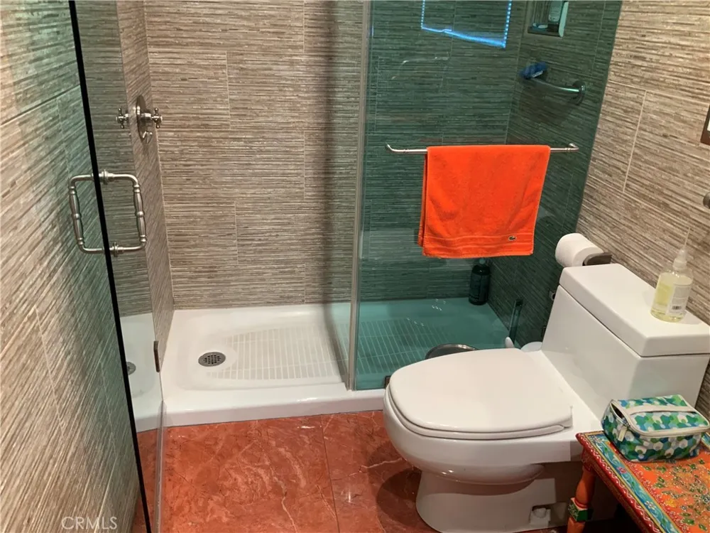 409 Burchett #220 Glendale, CA 91203