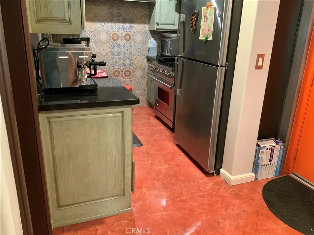 409 Burchett #220 Glendale, CA 91203